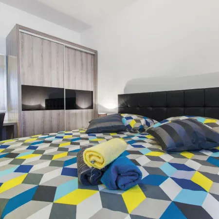 Exquisite Villa with Private Hot Tub in Grebaštica