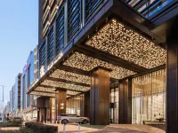 Narcissus the Royal Hotel Hotels near Owais Mall