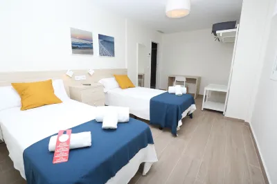 Hostal Palmones Hotels in La Linea de la Concepcion