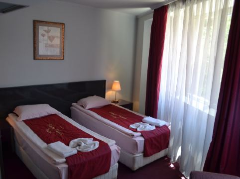 Elate Plaza Business Hotel