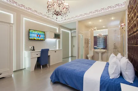 Partner Guest House Khreschatyk Отели рядом с достопримечательностью «Андреевский спуск»