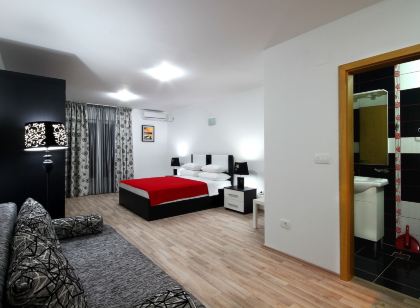 Apartments Đurašević