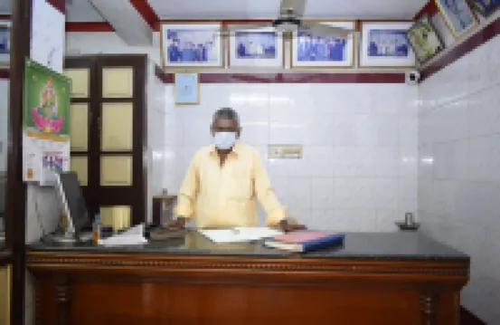 Parisha Residency- Temple Side Hotel