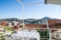 Apartment & Rooms Alan - 2 stjerner