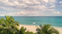 Bungalows at the Boca Raton - Bãi biển