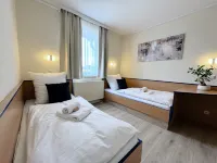 Regiohotel Salzland Hotels in Шенебек
