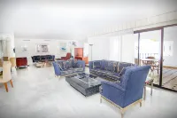 Park Plaza Suites Apartamentos Hotels near Puerto Banus