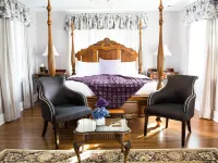 The Manor on Front Hotels in Harrisburg