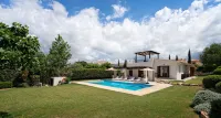 Villa Lara - 11, Spacious Villa with Large Garden and Private Pool on Aphrodite Hills - Villas