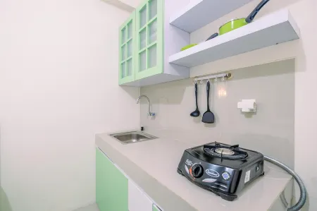 Comfortable and Minimalist Studio at Bogorienze Apartment