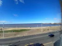 Vinnie's Family Hotel - Ocean View