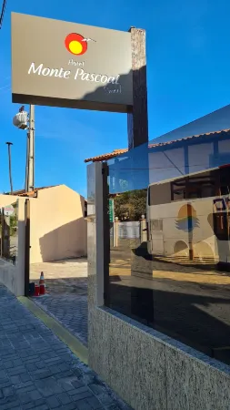 Rede Andrade Estrela Dalva Praia Hotel Отели рядом с достопримечательностью «Porto Seguro»