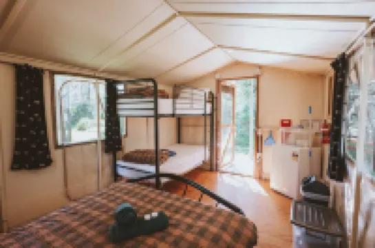 BIG4 微風假日公園 - 卡那封峽谷 羅爾斯頓酒店