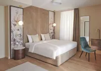 Vista Lakefront Boutique Hotel