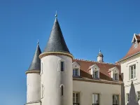 Château Saint-Jean, Relais & Châteaux Hotels in Montlucon