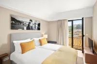 108 إم ٕم اوس