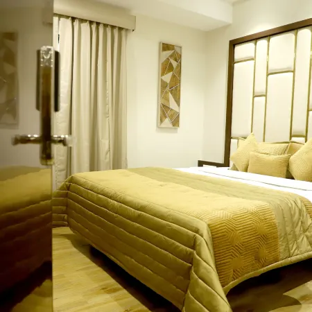 Hotel Grand Girdhar