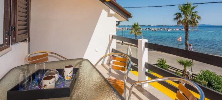 Apartments Sea Eyes Hotels in Vir