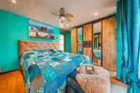 Cozy Lodge Retreat Close to Amsterdam on the Vecht Hotels in Zeewolde