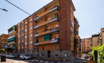 Bergonzoni Modern Apartment by Wonderful Italy