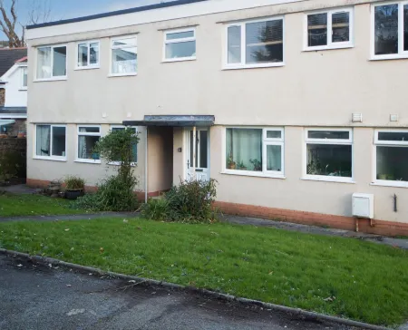 Monkstone Court - Close to Village and Beach