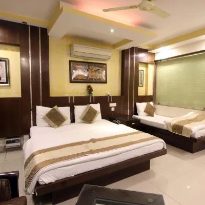 Hotel Star View-New Delhi Các khách sạn gần Đền / Tượng Hanuman