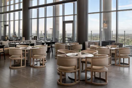 AC Hotel Orlando Downtown Отели рядом с достопримечательностью «Harry P Leu Gardens»