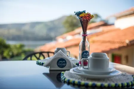 Pousada Vila do Lago - Vista Incrível, Café da Manhã e Piscina Aquecida Отели рядом с достопримечательностью «Paraiso Perdido»