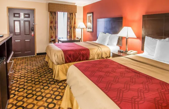 列治文山伊克諾旅館