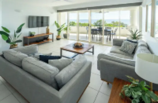 Waters Edge Apartment