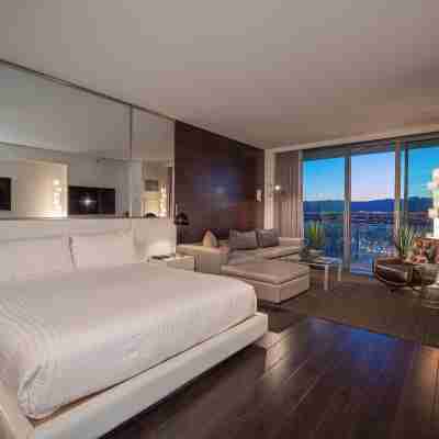 StripViewSuites at Palms Place Rooms