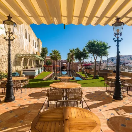Vila Origens Urban Beach Retreat Albufeira Adults Only Отели рядом с достопримечательностью «Часовая башня Албуфейры»
