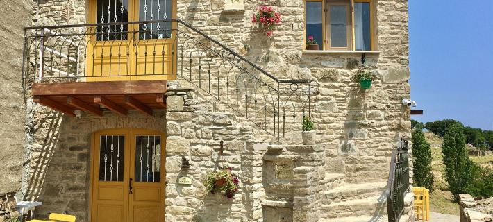 Sari KEÇİ TAŞ Otel Ξενοδοχεία στην πόλη Ίμβρος