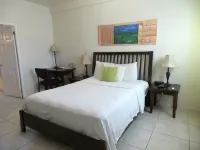 Grooms Beach Villa & Resort - balcony