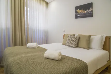 Spot Apartments Trindade Отели рядом с достопримечательностью «Ратуша Порту»