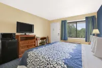 Days Inn by Wyndham Middletown Hotel di Warwick