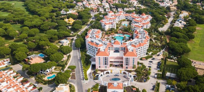 Hilton Vilamoura As Cascatas Golf Resort & Spa Hotels in Quarteira