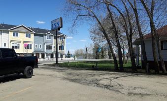 Edgewater Inn