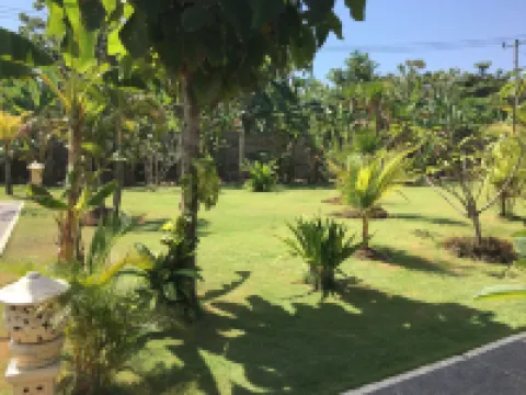 The Niti Hut's Lembongan Hotels near Lebaoh Beach
