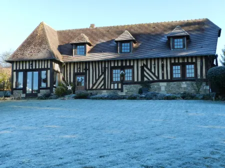 Le Pressoir Отели в г. Ото-ан-Ож