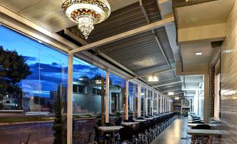 Porto Minas Hotel e Convenções
