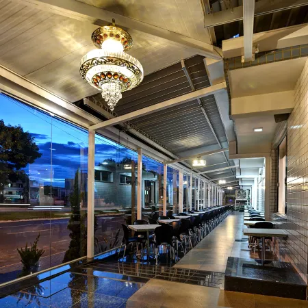 Porto Minas Hotel e Convenções Отели в г. Уберландия