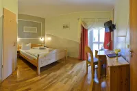 Schloss Altenhausen Hotels in Borde