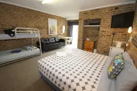 Acacia Snowy Motel Hotels in Jindabyne
