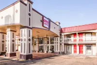 OYO Hotel Tyler Northwest Mineola Hwy Отели в г. Линдейл
