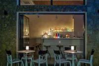 Core Hotel Polychrono - Baarit
