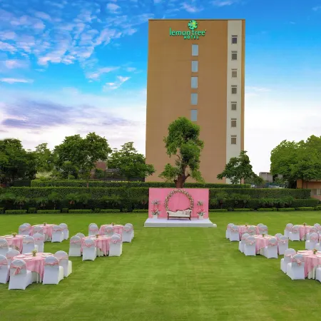 Lemon Tree Hotel, Sector 68, Sohna Road, Gurugram