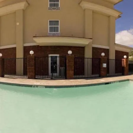 Holiday Inn Express MCCOMB by IHG