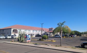 Motel 6 Apache Junction, AZ