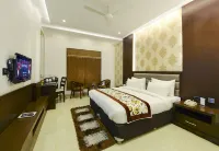 Palm Galaxy Hotels in Dharera